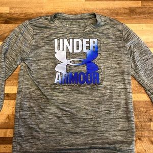 Boys long sleeve under armor size 6